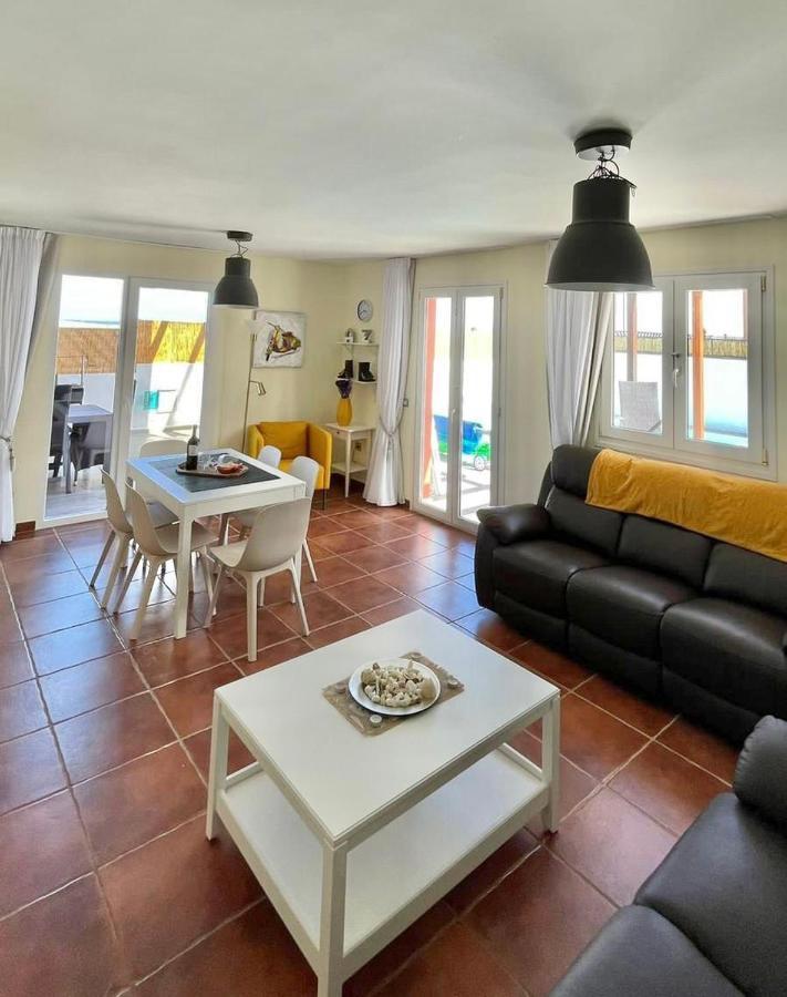 Villa Marie Agradable Y Tranquila Maison Con Piscina Corralejo Exterior foto